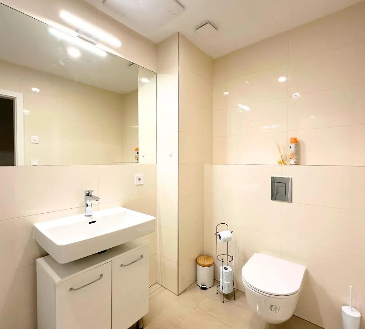 Small City Apartment Prague